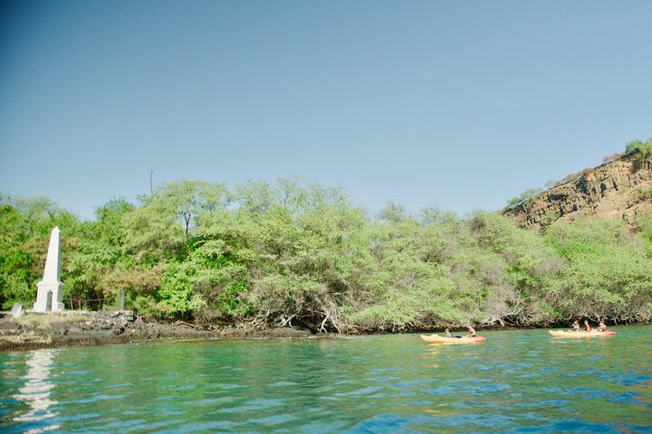 Midday Meander - Kealakekua Bay Kayak and Snorkel Adventure - photo